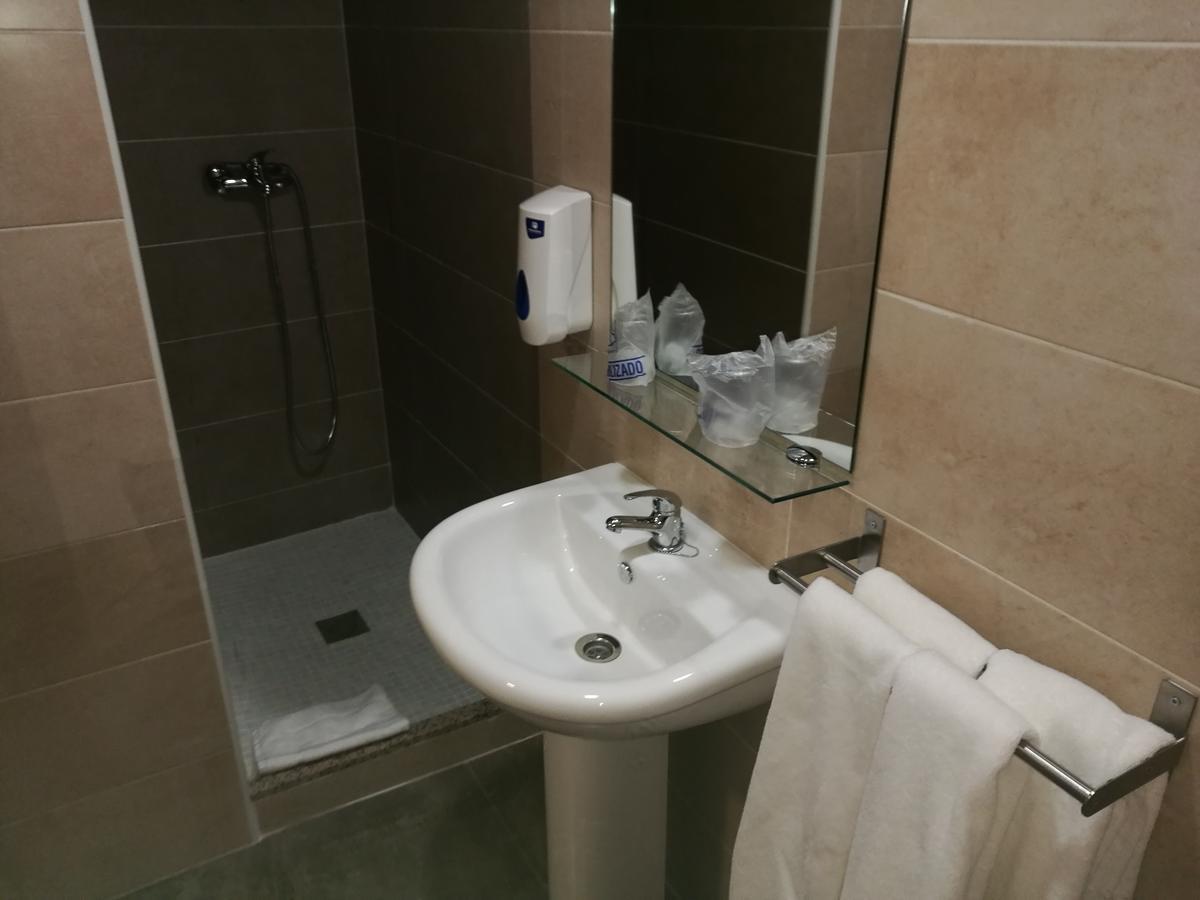 Hostal Los Gabrieles Албасете Екстериор снимка